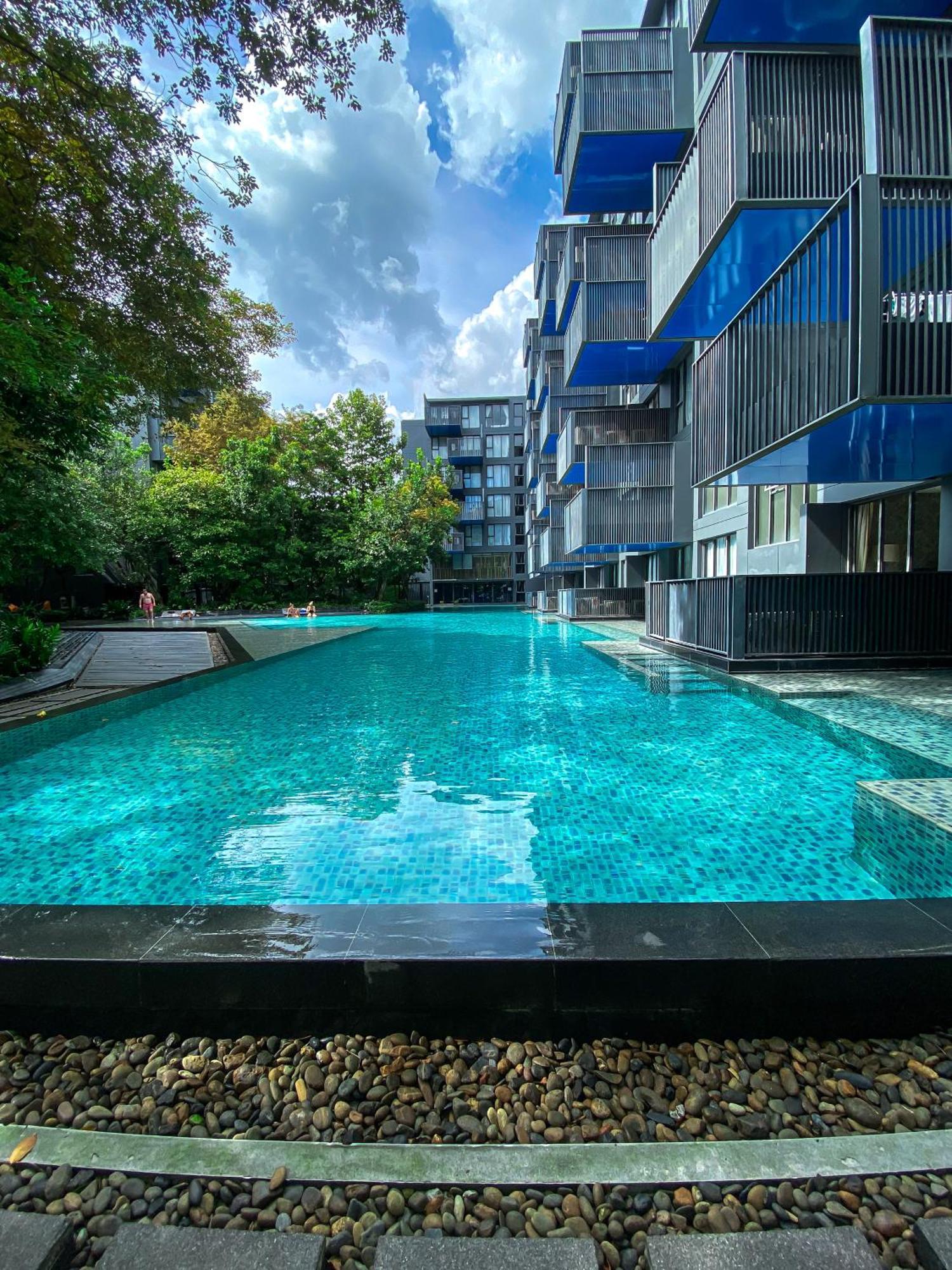 The Deck Apartment *