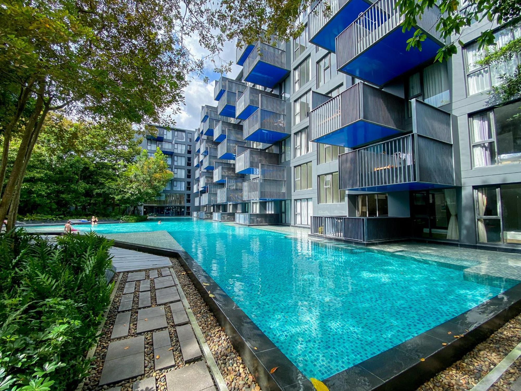 The Deck Patong